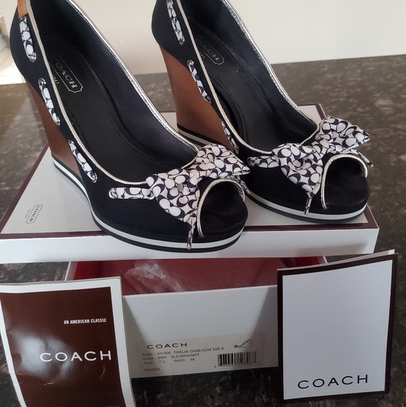 Coach Shoes - coach sandals 7.5 Coach Thalia Black & White Denin
